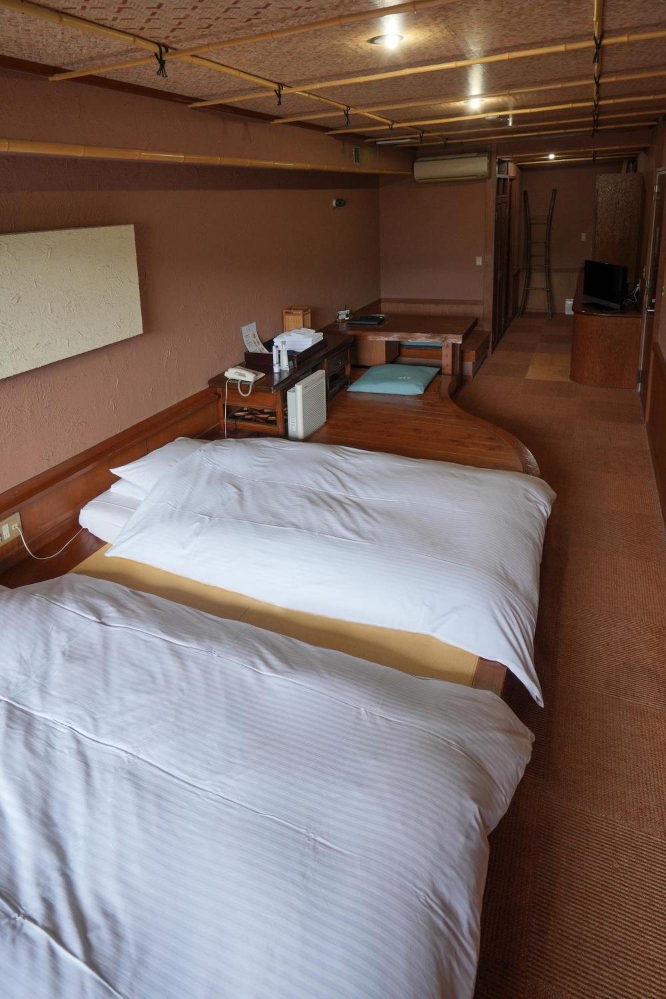 Hotel Shin Kaikatei Izumi Izu  Habitación foto