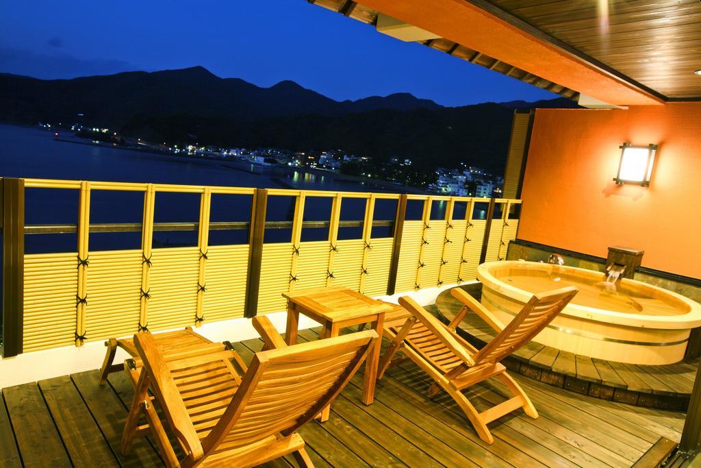 Hotel Shin Kaikatei Izumi Izu  Exterior foto